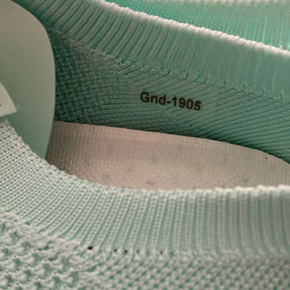 Women's Mint Sneakers - Picture 10 of 10